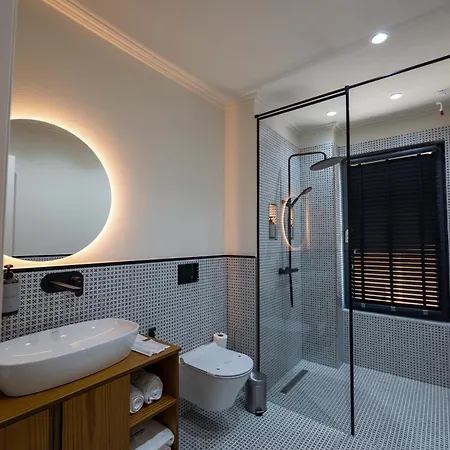 The Collector Boutique Σαράντα