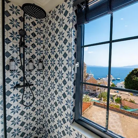The Collector Boutique 4* Sarande