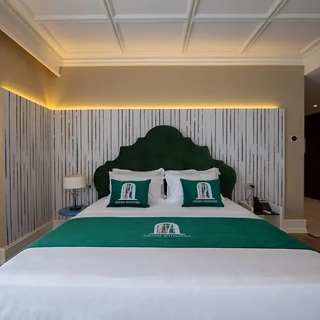 The Collector Boutique 4*