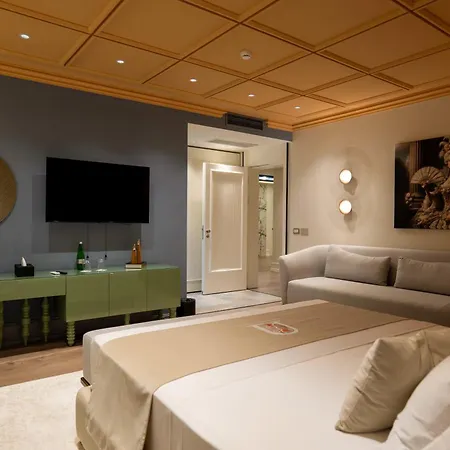 Hotell The Collector Boutique 4*