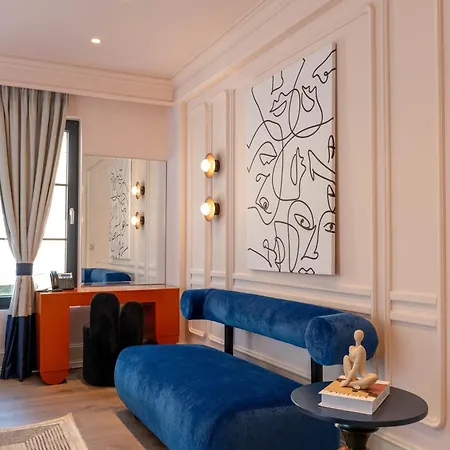 The Collector Boutique Sarandë