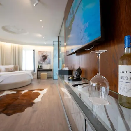 The Collector Boutique