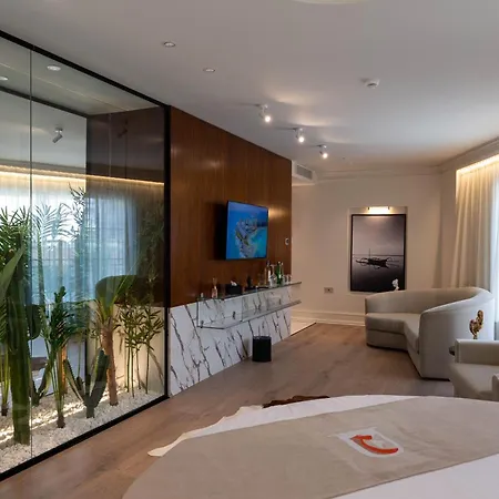 The Collector Boutique 4* Sarandë