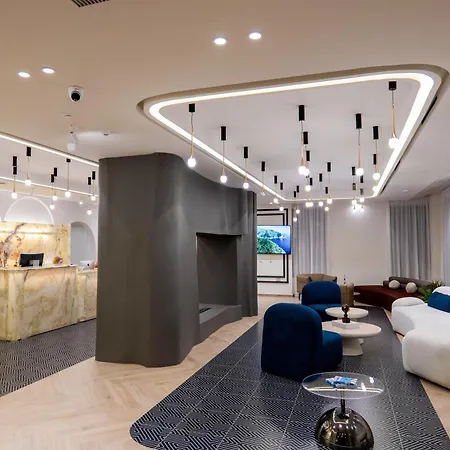 The Collector Boutique Sarandë