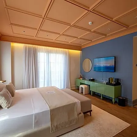 The Collector Boutique 4* ساراندا