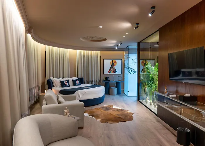 The Collector Boutique Hotel