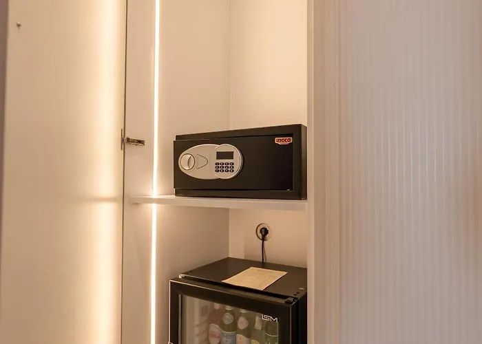 The Collector Boutique 4*