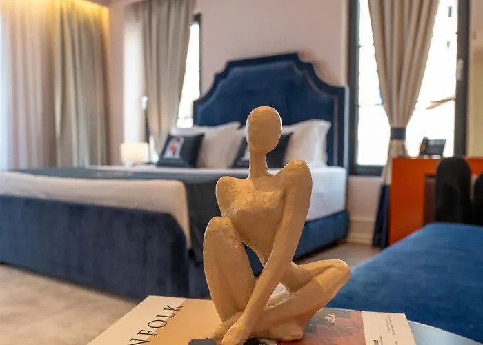 The Collector Boutique Sarande