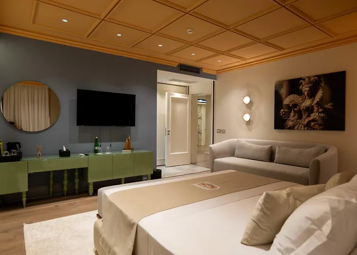 Hotel The Collector Boutique 4*