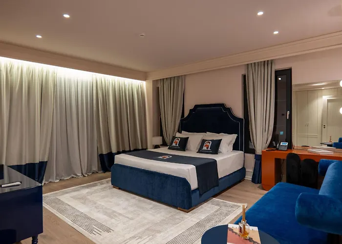 The Collector Boutique 4*